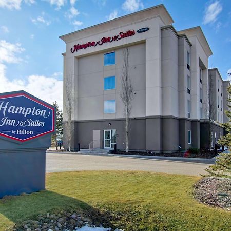 Hampton Inn & Suites Red Deer Penhold Kültér fotó