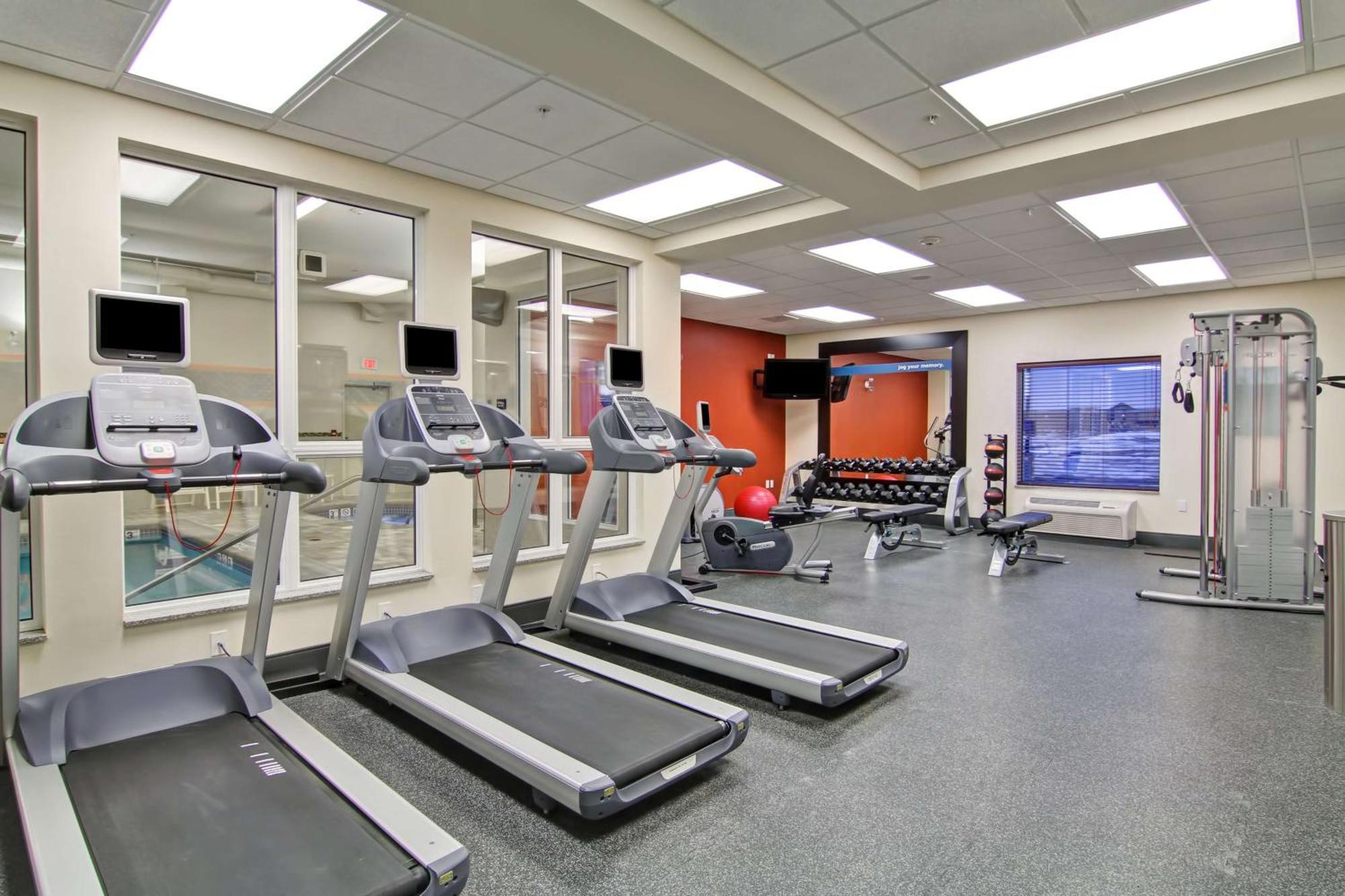 Hampton Inn & Suites Red Deer Penhold Kültér fotó